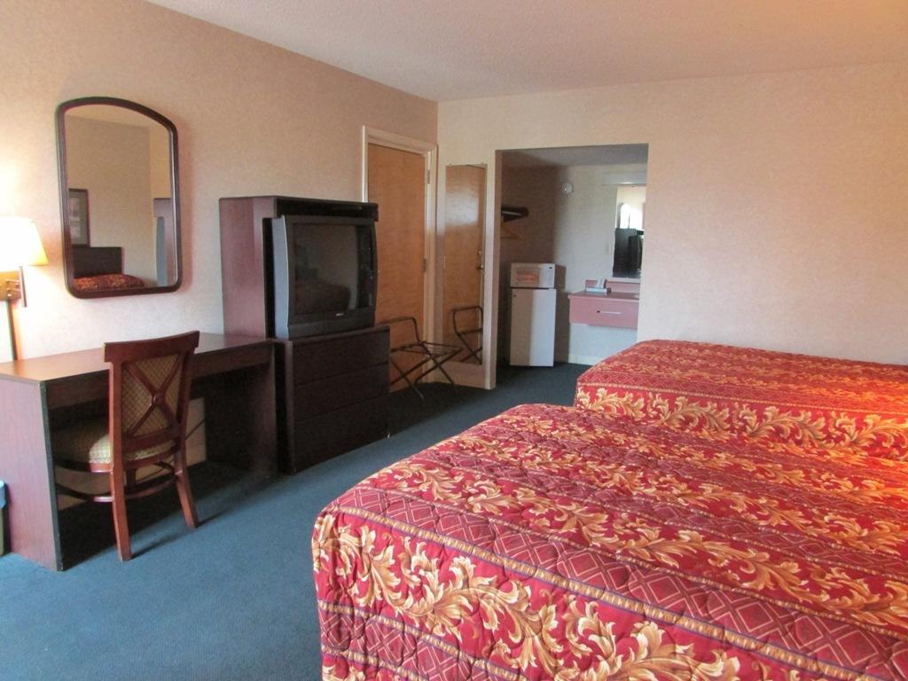 New Valdosta Inn And Suites Номер фото